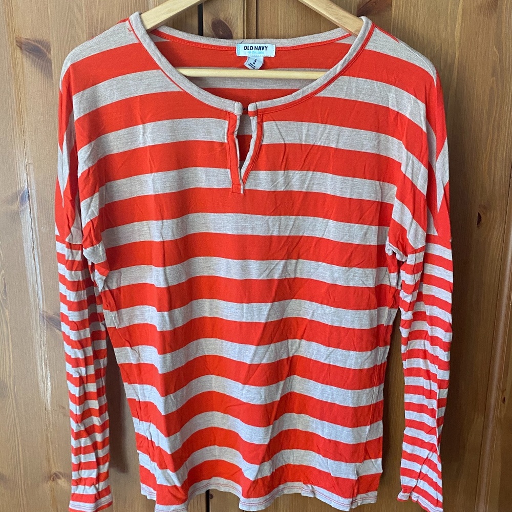 Old navy long sleeve striped shirt